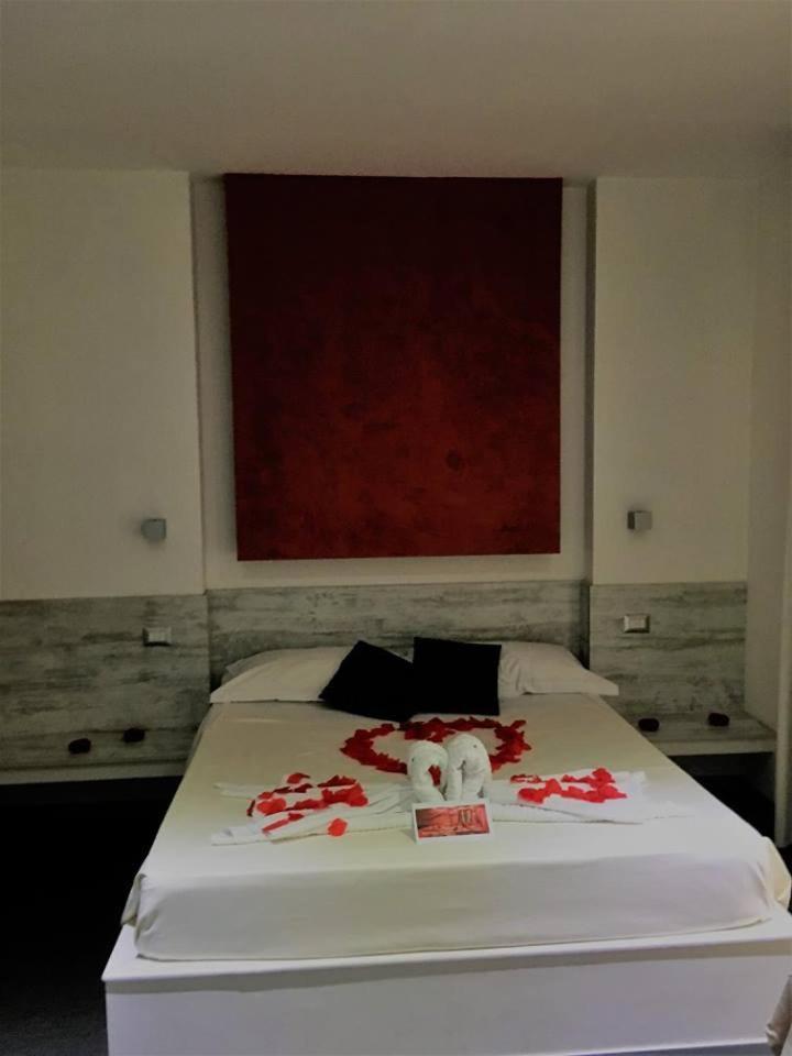 Hotel Relais San Pietro Roma Exterior foto